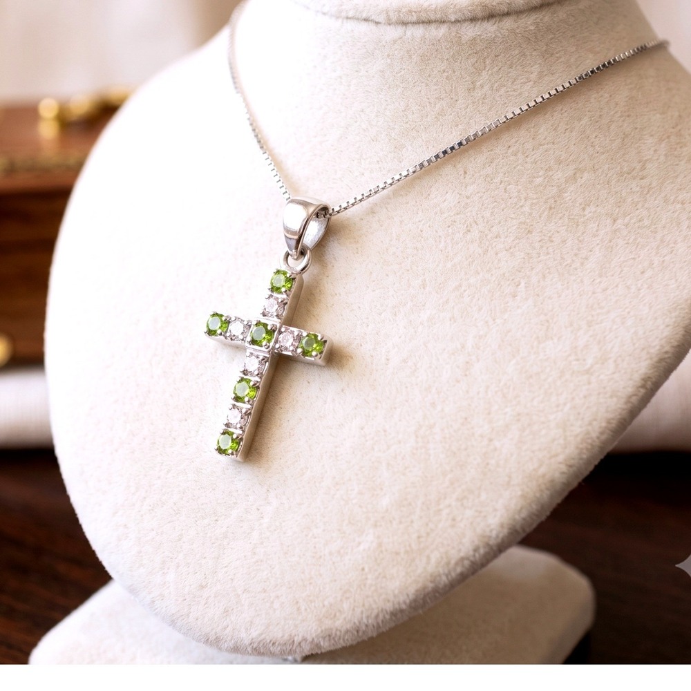 Vintage Italy 925 Sterling Silver Green Peridot CZ‎ Cross Pendant Star Hallmark